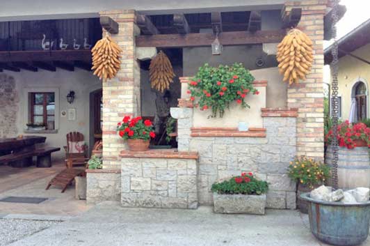 The Agriturismo “La di Muk” is the dream of a multi-generational family who wants to continue local traditions.