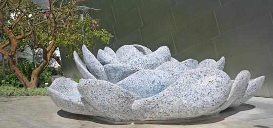 The Rose for Lilly Fountain at the Walt Disney Concert Hall is covered with inlaid Delft China.